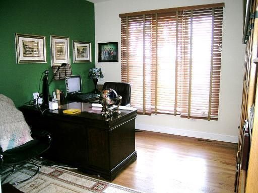 4th image of 1232 Laura Ln