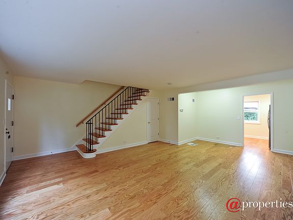 Living Room / Dining Room