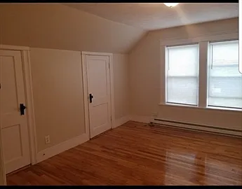 1060 Pleasant St #3 — Photo 3