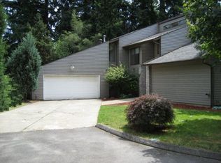 17017 NE Glisan St, Portland, OR 97230