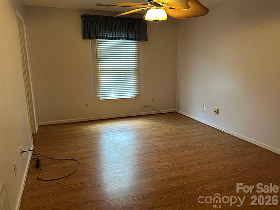 5th image of 118-1 Lattimore St