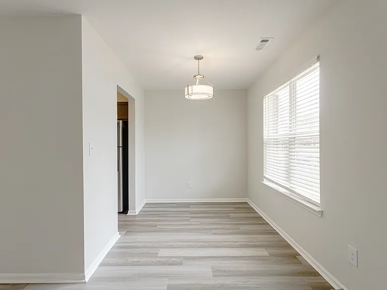 The Oakley at Spring Creek — Photo 23