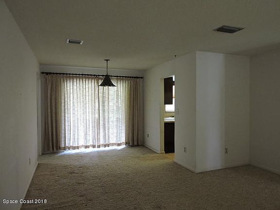 3rd image of 217 4th Ave