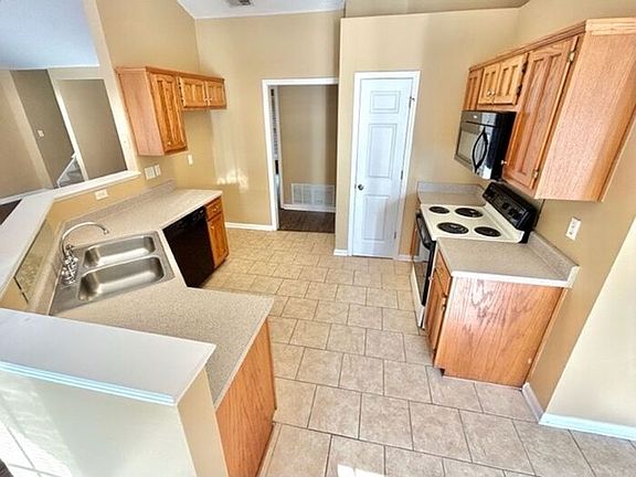 3rd image of 2739 Shady Well Ln