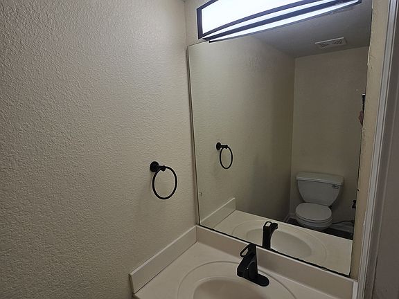 1/2 BATH