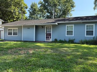 708 S Duncan Rd, Champaign, IL 61821