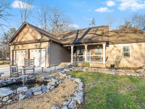 315 Longwood St, Chickamauga, GA 30707