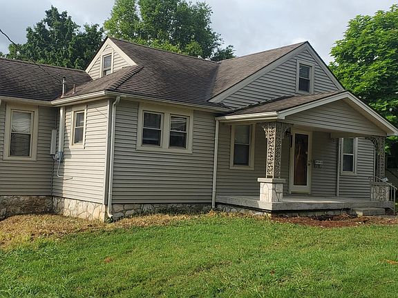 2nd image of 1206 Herrington St