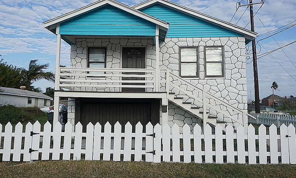 1st image of 2426 59th St