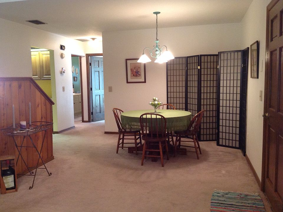 1st image of 6840 NE 35th Ln