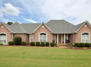204 McIntosh Dr, Jackson, TN 38305