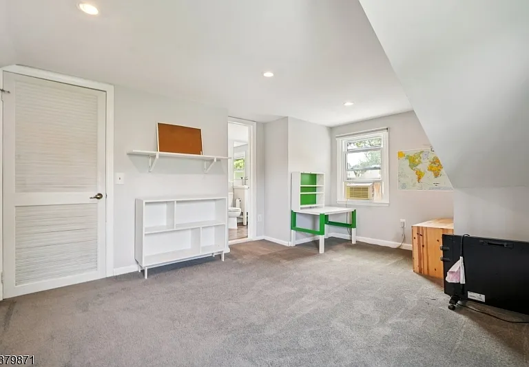 163 Myrtle Ave — Photo 36