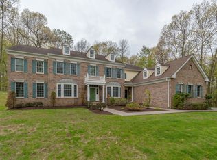 156 Creekside Rd, Hopewell Junction, NY 12533