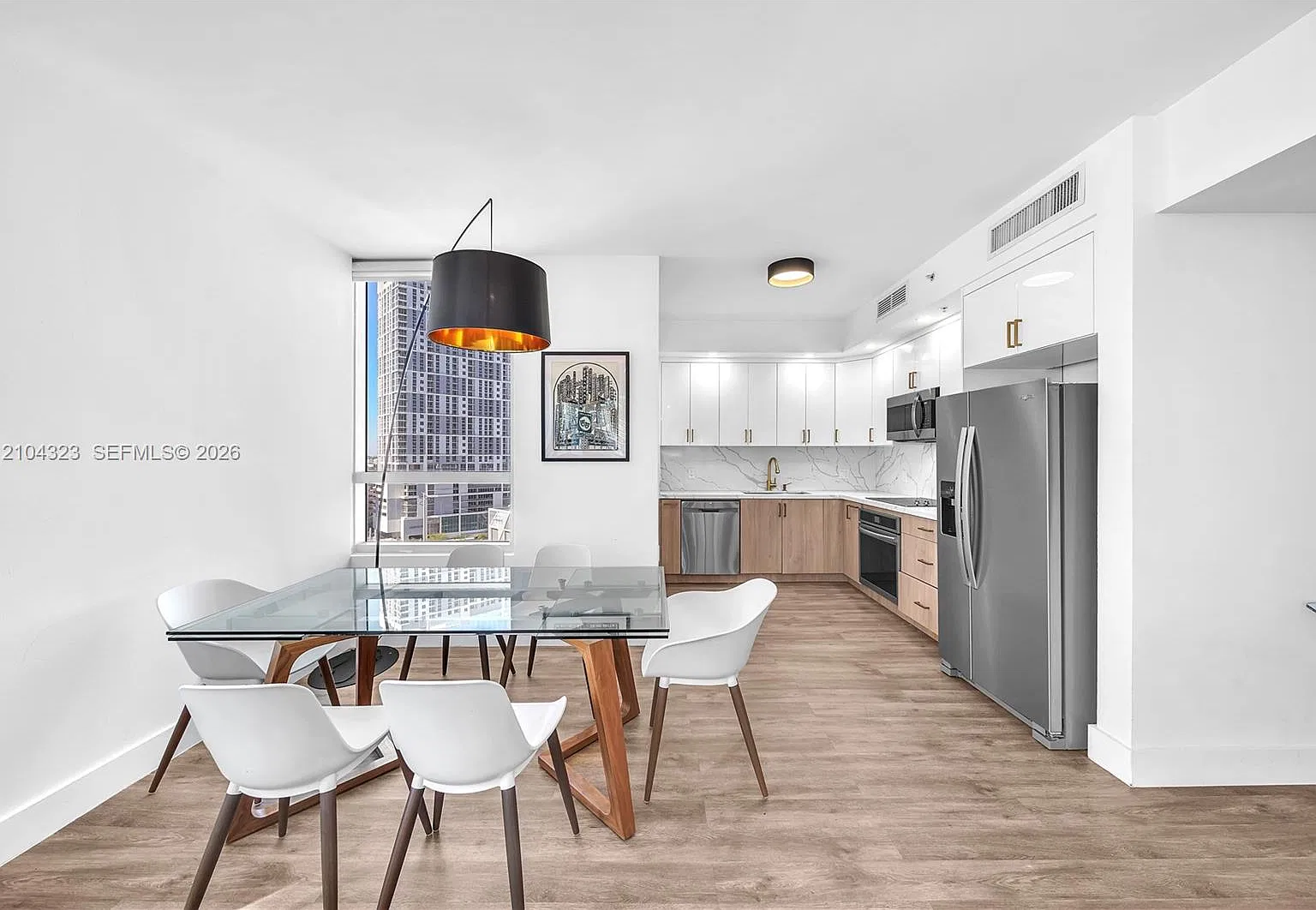 Ivy Condo — Photo 4