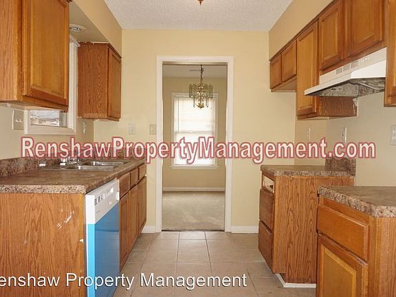 4th image of 3030 Greenbranch Dr