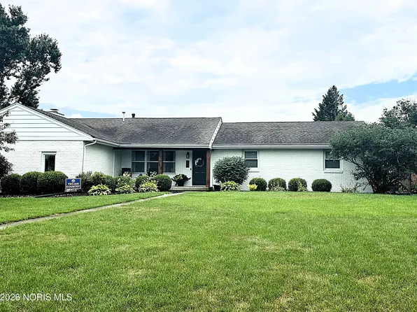 225 E Yates Ave, Findlay, OH 45840