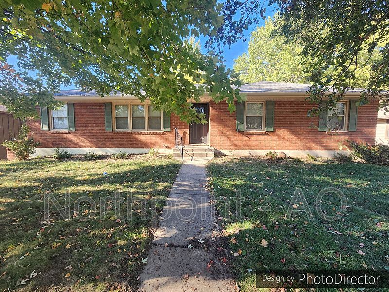 1st image of 19204 E 18th St N