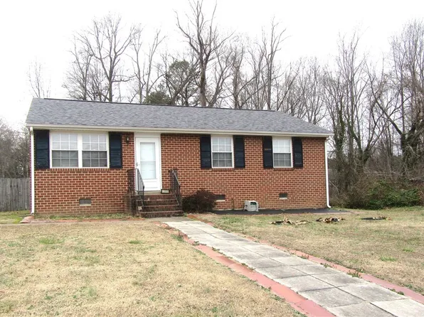 3900 Lamplighter Dr, North Chesterfield, VA 23234