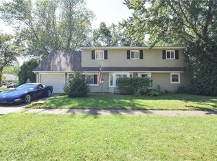 725 Irving Park Blvd, Sheffield Lake, OH