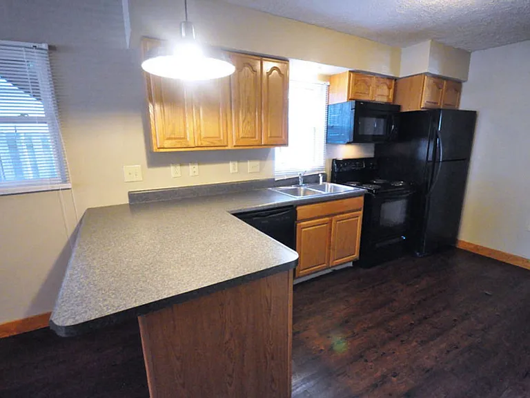 61 McMillen Ave — Photo 6
