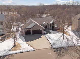 10018 Butternut Cir N, Brooklyn Park, MN 55443