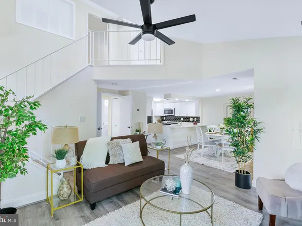 19918 Sugar Notch Cir, Gaithersburg, MD 20886