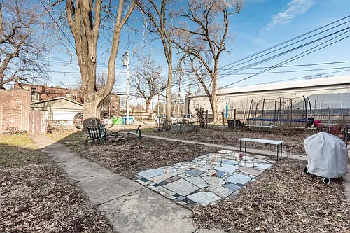 3911 Shaw Blvd Photo 1