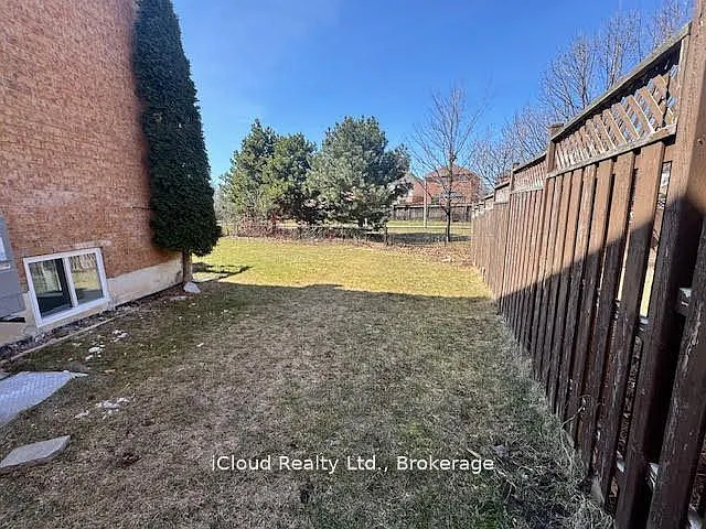 28 Tianalee Cres #BASEMENT — Photo 10