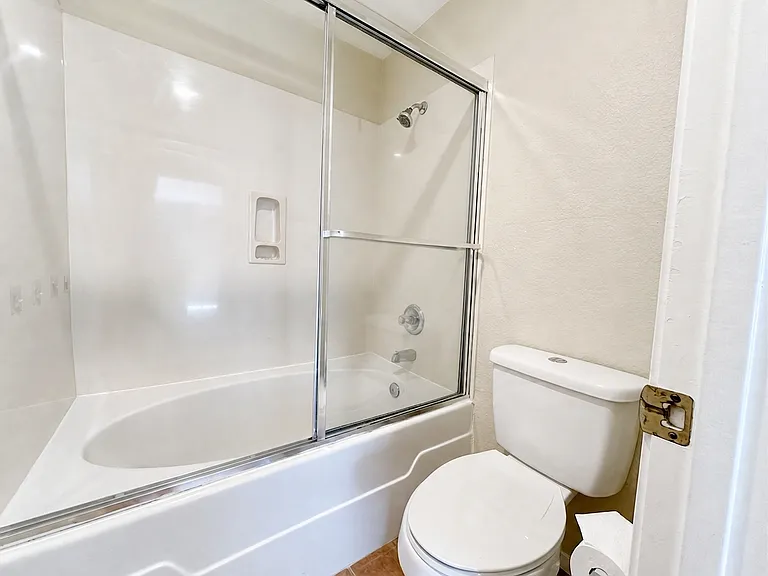 5000 Starling St — Photo 17