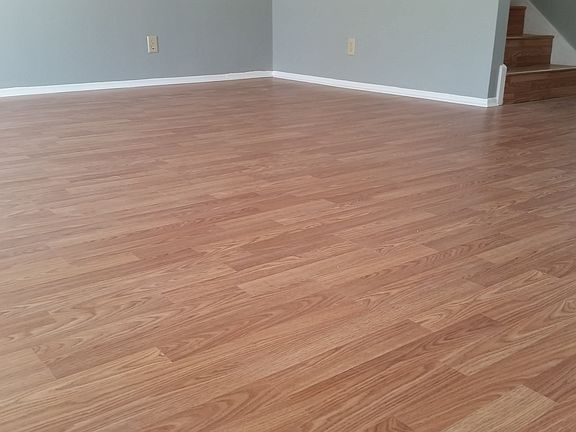 3rd image of 2927 Beech Plain Dr