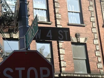 Rented by (Legacy) Metropolitan Property Grp.