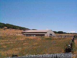 2nd image of 1341 E Oakridge Rd