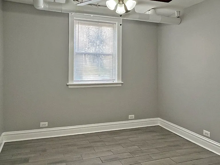 326-334 S. Austin Blvd. — Photo 12