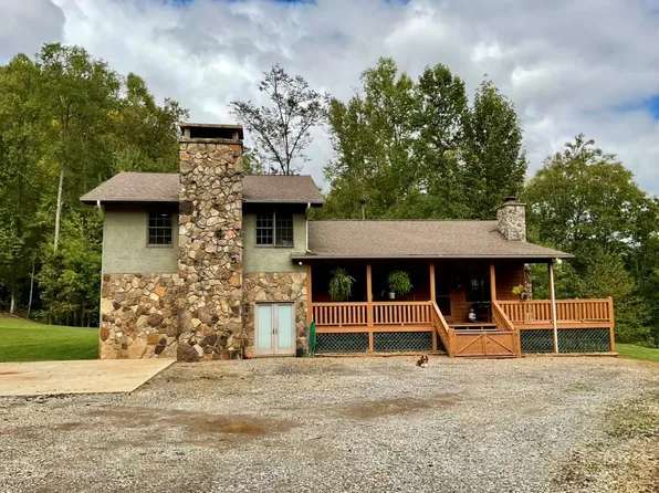 148 Soap Stick Rd, Sylva, NC 28779