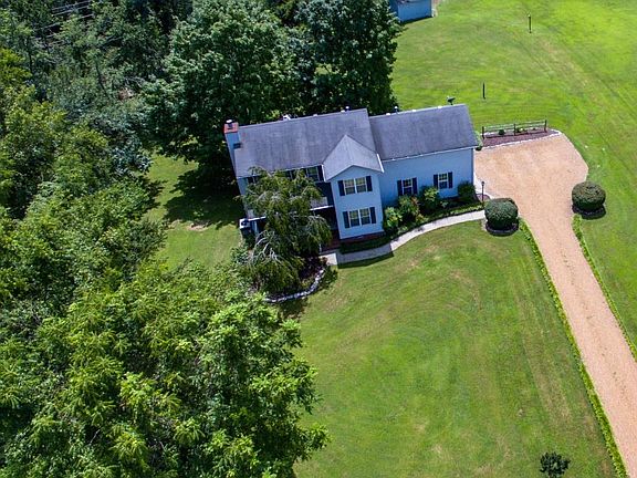 5th image of 2737 Village Dr