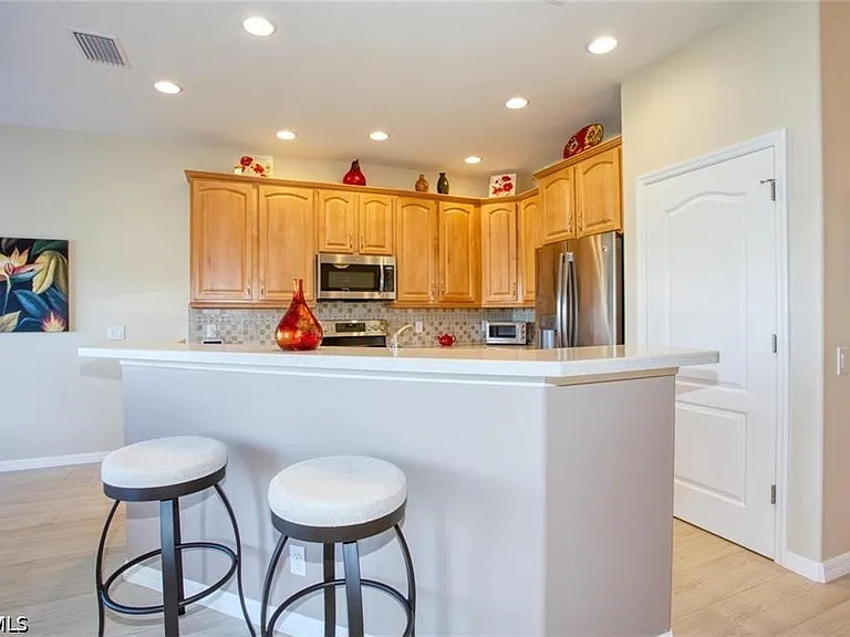 2474 Blackburn Cir — Photo 5