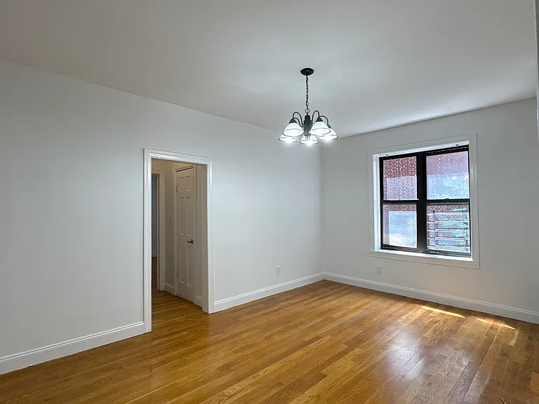 105 Haven Ave #2E — Photo 5