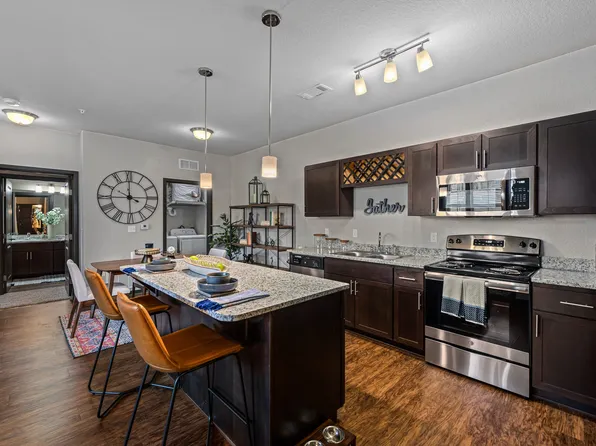 Ridge at Castle Rock Apartments