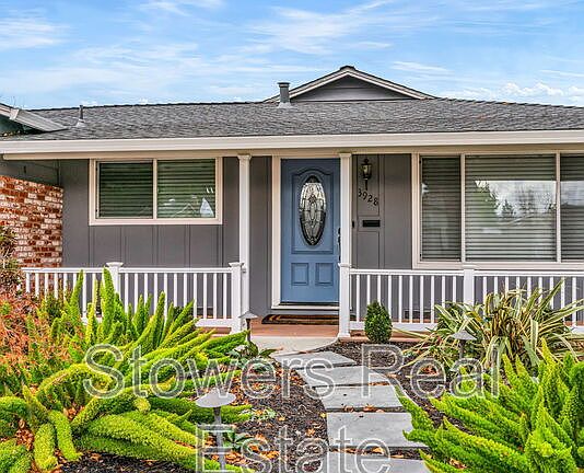 2nd image of 3928 Dartmouth Way