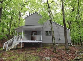 233 Falling Waters Blvd, Lackawaxen, PA 18435