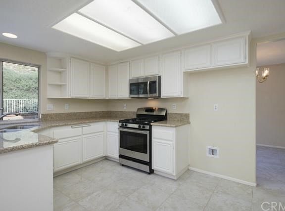 5th image of 500 S Rosebud Ct