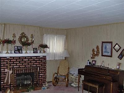 5th image of 4241 Cleveland Ave
