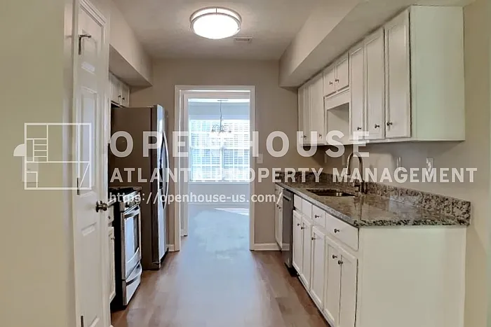 7240 Coral Lake Dr — Photo 5