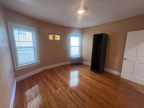 5th image of 103 Draper St Floor 1