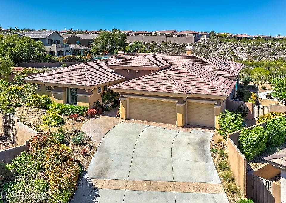 1st image of 37 Hassayampa Trl