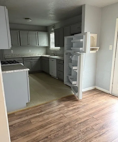 1403 Zephyr Rd — Photo 3