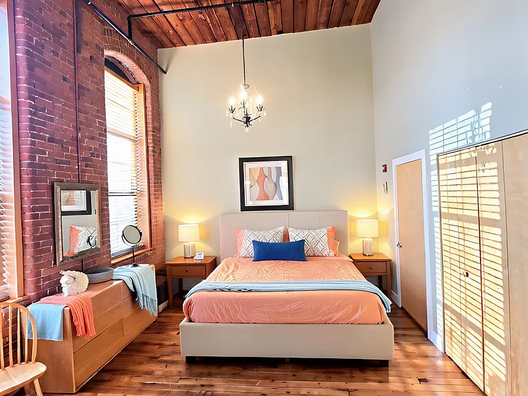589 Atwells Ave — Photo 5