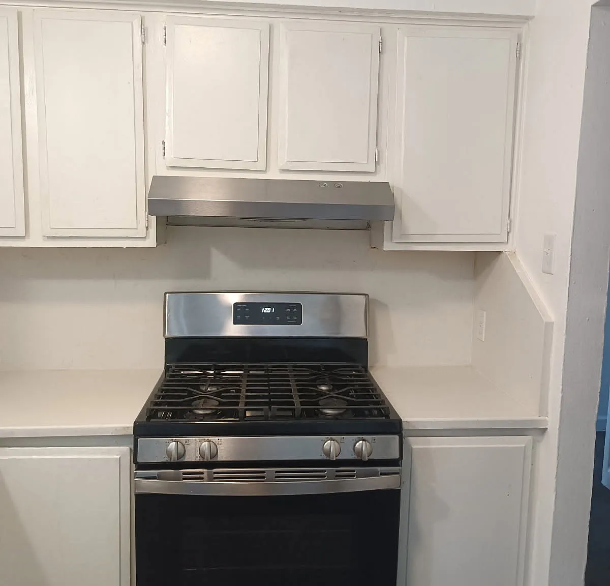 3 bed, 1850 sqft, $1,600 — Photo 2