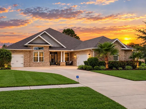 513 Club House Dr W, Freeport, FL 32439
