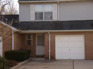 10 Lee Ct, Lebanon, NJ 08833